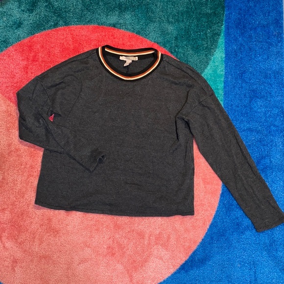 Forever 21 Tops - Forever 21 M Long-sleeved gray collar stripes